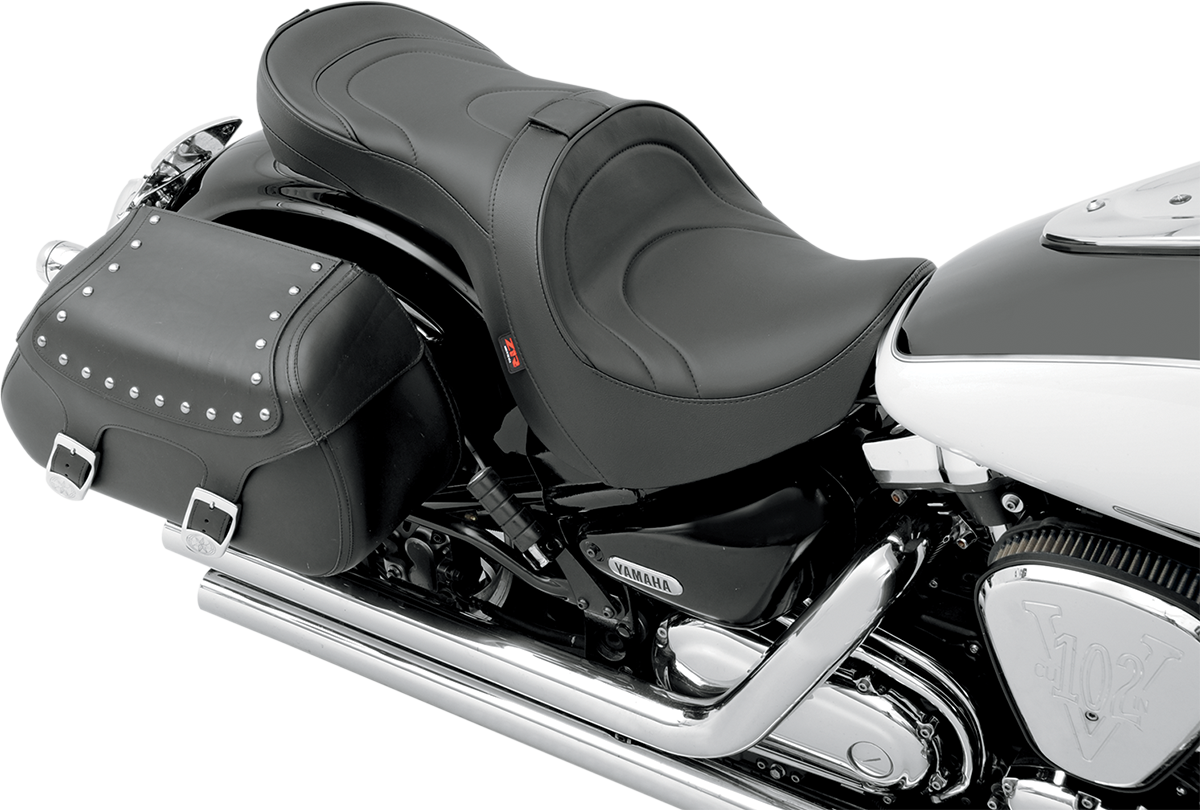 Low-Profile Touring Seat With EZ Glide II™ Backrest Option