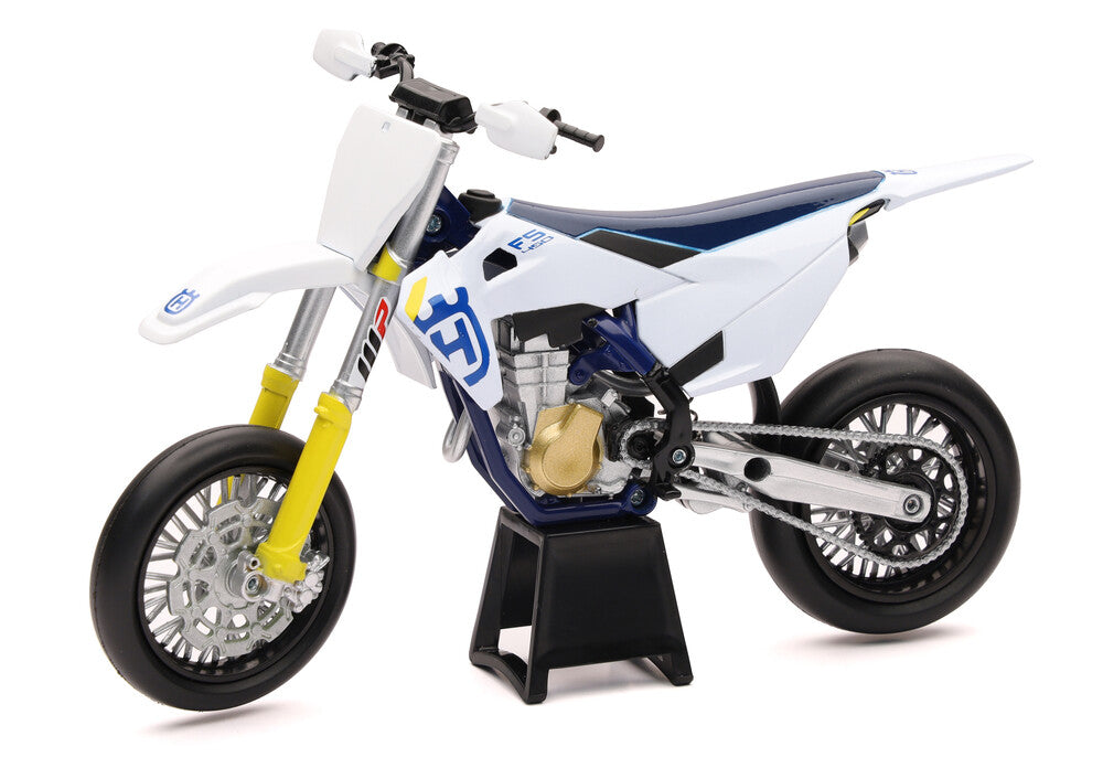 NEW-RAY 1:12 SCALE HUSQVARNA FS450 SUPER MOTO BIKE