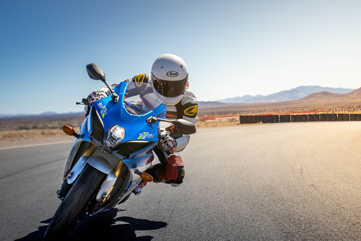 Arai Contour-X Solid Helmet