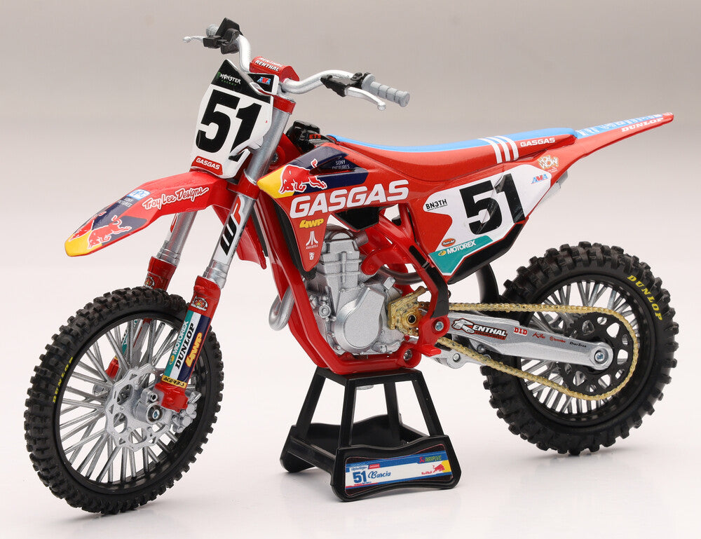 NEW-RAY SCALE 1:12 TLD RED BULL GAS GAS MC450 BARCIA #51