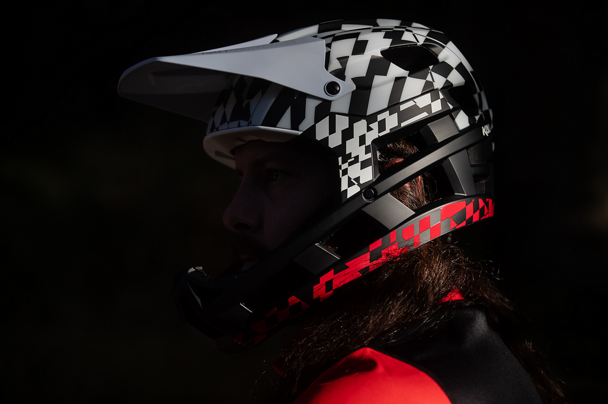 DH Invader LTD Glitch Bicycle Helmet