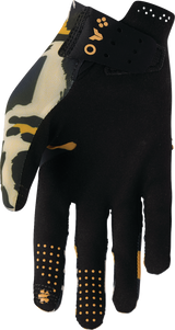 Women's SPORTMODE Cheetah Gloves