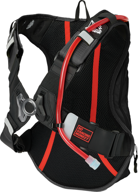 OUTLANDER MOTO 9L HYDO PACK BLACK